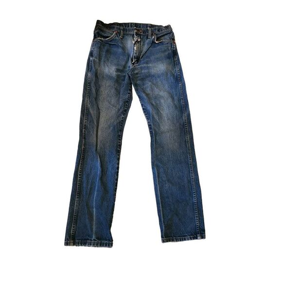 Distressed Soft Vintage Wranglers 32 x 32 - Picture 1 of 9